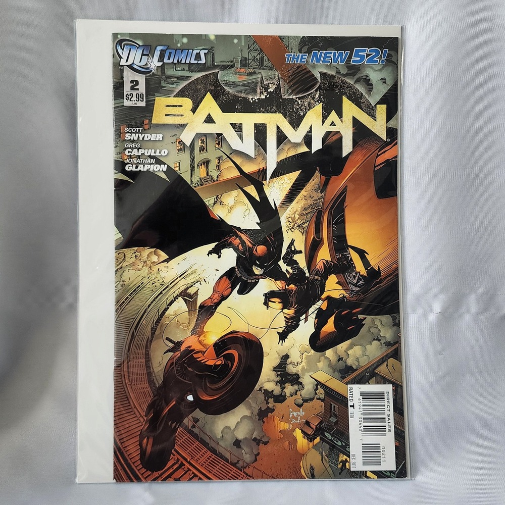 Batman #2 The New 52! DC Comics Dec 2011 Collectible Scott‎ Snyder Greg Capullo